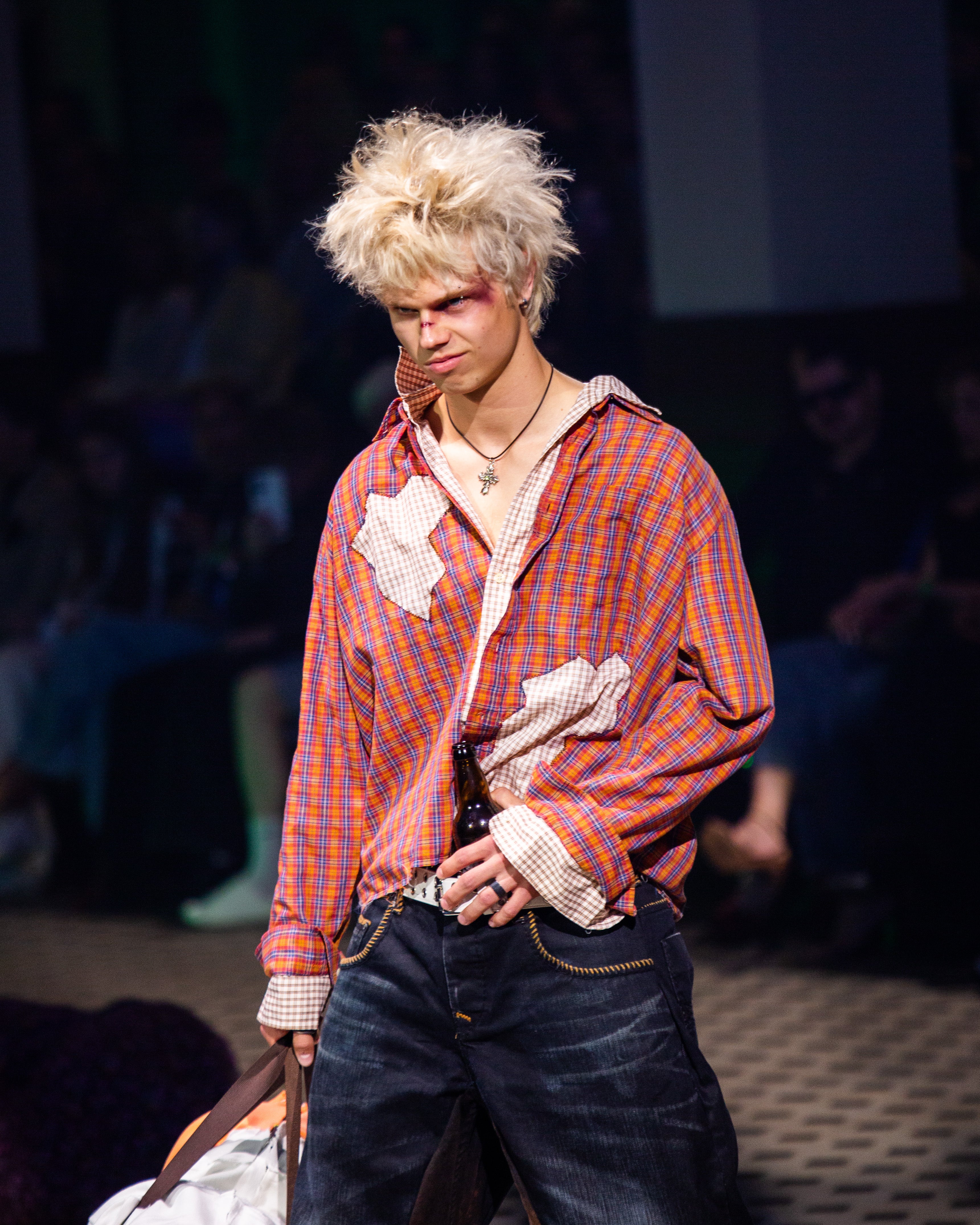 DISTRESSED BUTTON UP